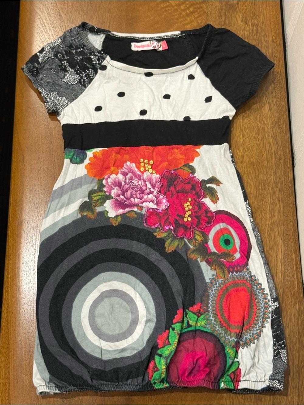 Desigual Black & White Dress Red Pink Floral Accents Girls 4